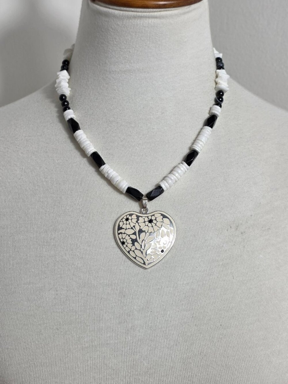 Silver Tone & Ivory Enamel Heart Pendant Necklace White & Black Accent Beads